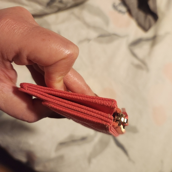 Chanel 23S Pink Zip Card Holder - Picture 4 of 9